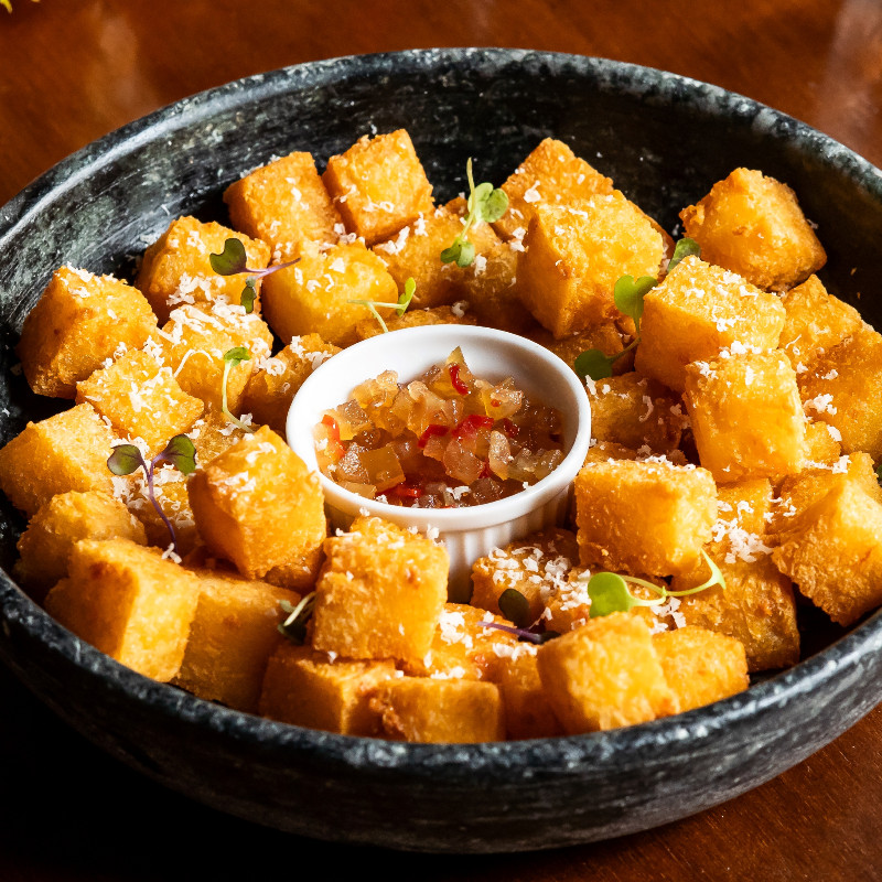 Dadinho de Mandioca com Parmesão